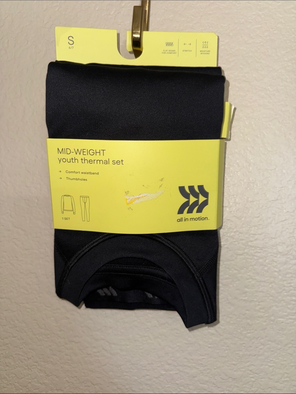all in motion Youth Mid-Weight Thermal Set - Black